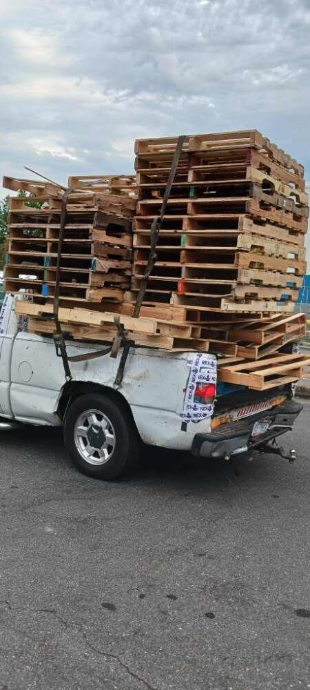 buying pallets from scavengers